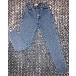 AMERICAN APPAREL SKINNY JEANS